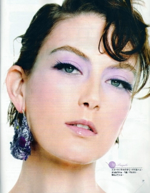 Elyse Sewell
Photo: Angus Chan
For: Hong Kong Magazine, Spring/Summer 2005
