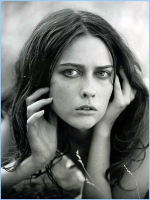 Ann Ward
Photo: Vincent Peters
For: Beauty in Vogue, May 2011
