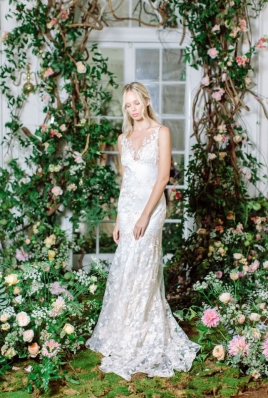Lauren Brie Harding
Photography: Kayla Barker Photography 
For: Claire Pettibone Four Seasons Collection
