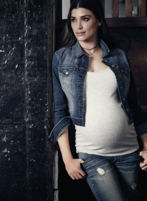 Ann Markley
Photo: Jean-Claude Lussier
For: Thyme Maternity x Reitmans Essence Campaign
